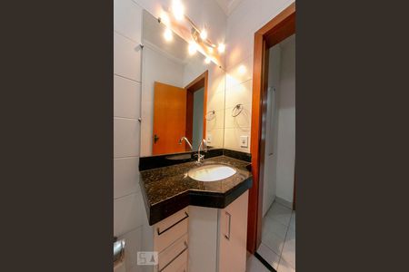 Casa de condomínio à venda com 68m², 2 quartos e 1 vagaBanheiro Social