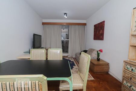 Apartamento à venda com 92m², 3 quartos e 1 vaga Apartamento à venda com 92m², 3 quartos e 1 vagaSala