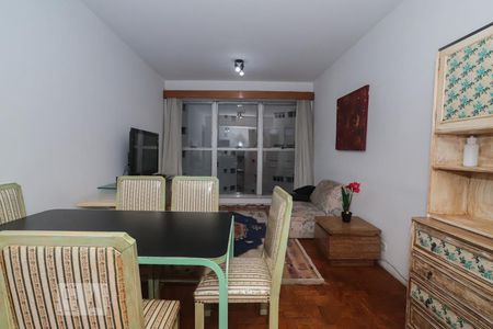 Apartamento à venda com 92m², 3 quartos e 1 vaga Apartamento à venda com 92m², 3 quartos e 1 vagaSala