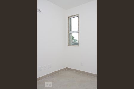 Apartamento à venda com 76m², 3 quartos e 1 vagaQuarto 02