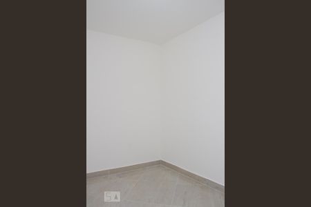 Apartamento à venda com 76m², 3 quartos e 1 vagaQuarto 02