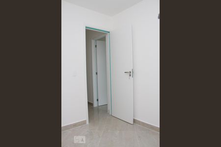 Apartamento à venda com 76m², 3 quartos e 1 vagaQuarto 02