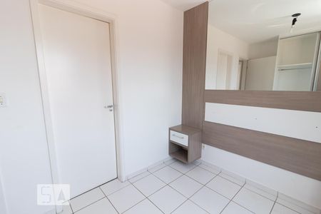 Quarto 1 de apartamento para alugar com 2 quartos, 45m² em Samambaia Norte (samambaia), Brasília