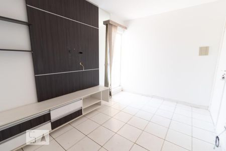 Sala de apartamento para alugar com 2 quartos, 45m² em Samambaia Norte (samambaia), Brasília