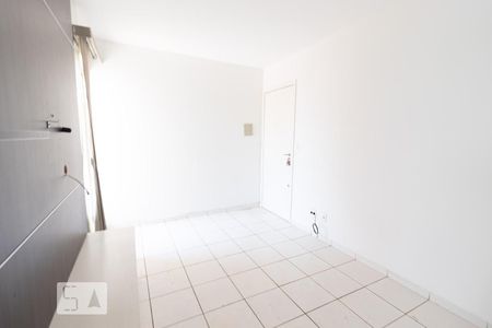 Sala de apartamento para alugar com 2 quartos, 45m² em Samambaia Norte (samambaia), Brasília