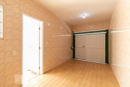 Garagem 1  de casa para alugar com 5 quartos, 300m² em Cambuci, São Paulo