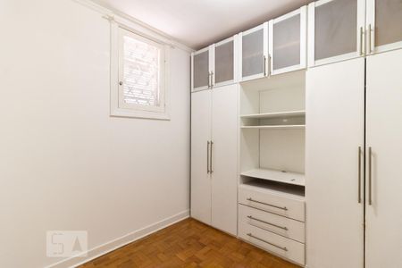 Quarto 3 de casa para alugar com 5 quartos, 300m² em Cambuci, São Paulo