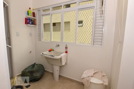 Apartamento para alugar com 120m², 2 quartos e 1 vagaÁrea de Serviço