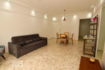 Sala de apartamento para alugar com 2 quartos, 120m² em Barra Funda, Guarujá