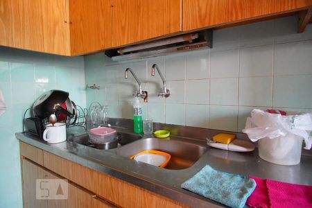 Casa à venda com 250m², 4 quartos e 2 vagasCozinha