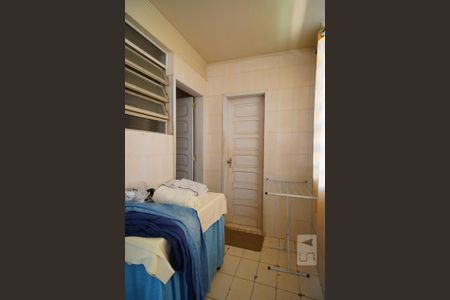 Casa à venda com 250m², 4 quartos e 2 vagasArea de Serviço