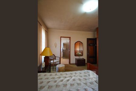 Casa à venda com 250m², 4 quartos e 2 vagasQuarto 3