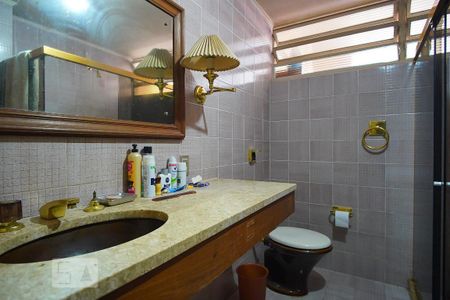 Casa à venda com 250m², 4 quartos e 2 vagasBanheiro Corredor