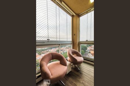 Apartamento à venda com 136m², 2 quartos e 2 vagas Apartamento à venda com 136m², 2 quartos e 2 vagasVaranda