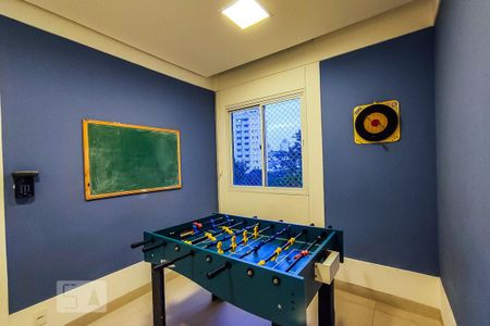 Apartamento à venda com 136m², 2 quartos e 2 vagas Apartamento à venda com 136m², 2 quartos e 2 vagasÁrea Comum - Sala de Jogos