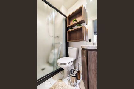 Apartamento à venda com 136m², 2 quartos e 2 vagas Apartamento à venda com 136m², 2 quartos e 2 vagasBanheiro Social