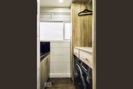 Apartamento à venda com 136m², 2 quartos e 2 vagas Apartamento à venda com 136m², 2 quartos e 2 vagasÁrea de Serviço