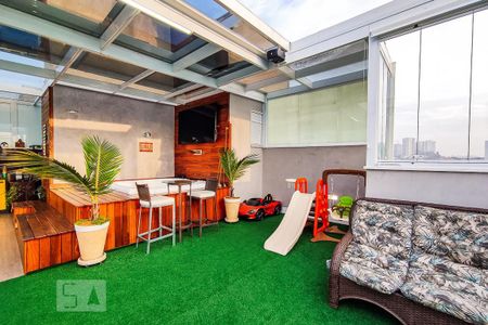 Apartamento à venda com 136m², 2 quartos e 2 vagas Apartamento à venda com 136m², 2 quartos e 2 vagasTerraço