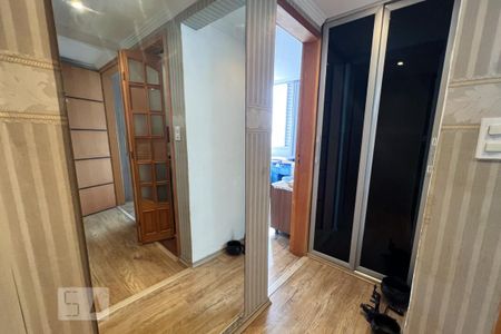 Apartamento à venda com 128m², 3 quartos e 1 vaga Apartamento à venda com 128m², 3 quartos e 1 vagaCorredor