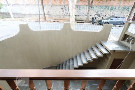 Casa à venda com 110m², 3 quartos e 1 vaga Casa à venda com 110m², 3 quartos e 1 vagaSacada