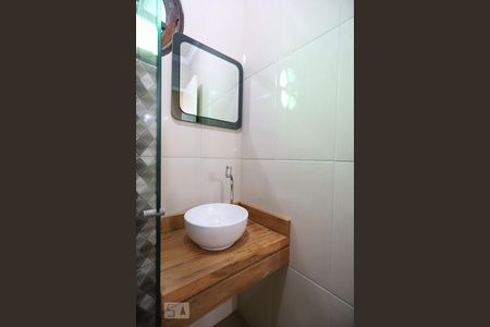 Casa à venda com 110m², 3 quartos e 1 vaga Casa à venda com 110m², 3 quartos e 1 vagaBanheiro 2