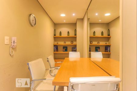 Apartamento à venda com 55m², 1 quarto e 1 vagaHome office