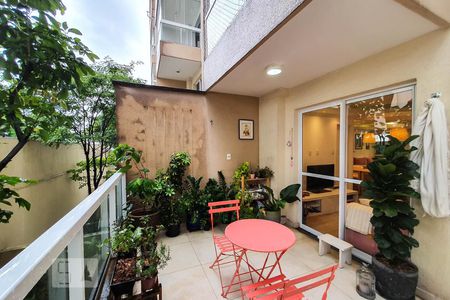 Apartamento à venda com 55m², 1 quarto e 1 vagaVaranda
