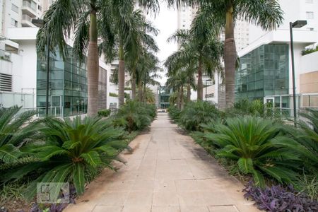 Apartamento para alugar com 75m², 2 quartos e 2 vagasFachada