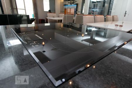 Apartamento para alugar com 75m², 2 quartos e 2 vagasCozinha