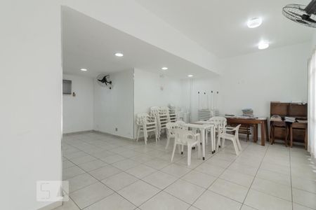 Apartamento para alugar com 63m², 3 quartos e 1 vaga Apartamento para alugar com 63m², 3 quartos e 1 vagaSalão de Festas