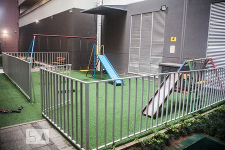 Apartamento à venda com 54m², 2 quartos e sem vagaÁrea Comum - Playground