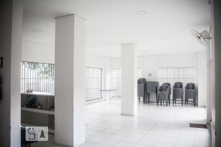 Apartamento à venda com 54m², 2 quartos e sem vagaÁrea comum - Salão de festas