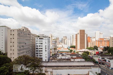 Sala - vista de apartamento para alugar com 1 quarto, 53m² em Cerqueira César, São Paulo