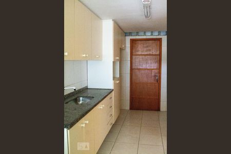 Apartamento à venda com 80m², 2 quartos e 1 vaga Apartamento à venda com 80m², 2 quartos e 1 vagaCozinha