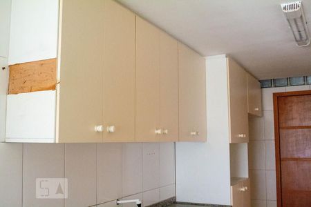 Apartamento à venda com 80m², 2 quartos e 1 vaga Apartamento à venda com 80m², 2 quartos e 1 vagaCozinha