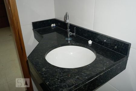 Apartamento à venda com 42m², 2 quartos e sem vagaBanheiro