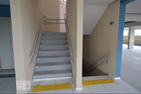 Área comum - escadas  de apartamento para alugar com 2 quartos, 40m² em Tatuapé, São Paulo
