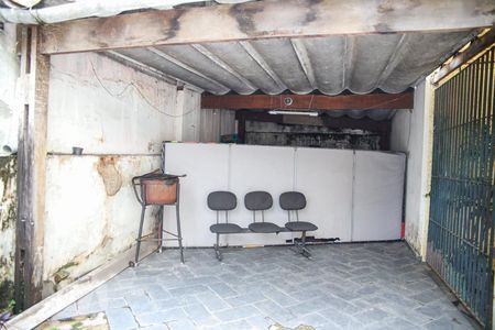 Casa à venda com 240m², 3 quartos e 4 vagasQuintal