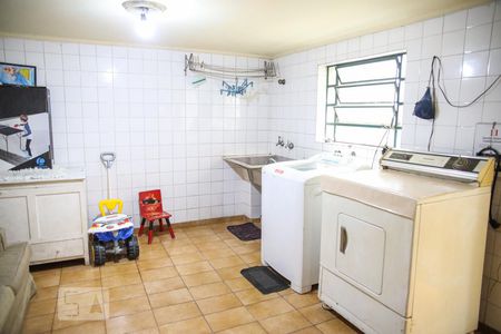 Casa à venda com 240m², 3 quartos e 4 vagasLavanderia