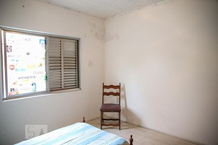 Casa à venda com 240m², 3 quartos e 4 vagasQuarto 2