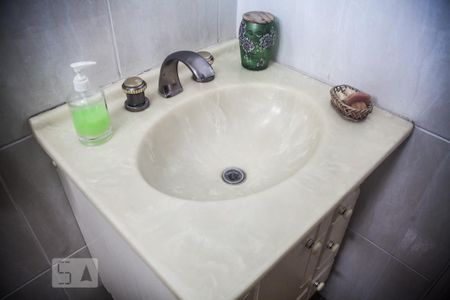 Apartamento à venda com 240m², 3 quartos e 3 vagasBanheiro - Torneira