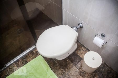 Apartamento à venda com 240m², 3 quartos e 3 vagasDetalhe do banheiro