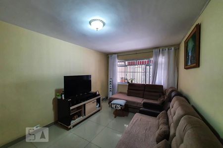 Sala de Estar de casa à venda com 3 quartos, 113m² em Vila Nair, São Paulo