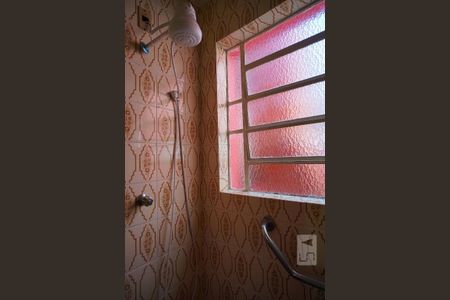 Casa à venda com 233m², 3 quartos e 3 vagasBanheiro do Quarto 2