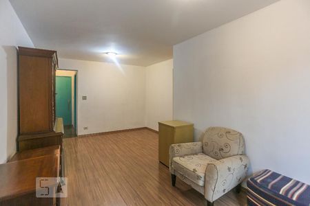 Sala de Estar de apartamento à venda com 2 quartos, 70m² em Jardim Olympia, São Paulo