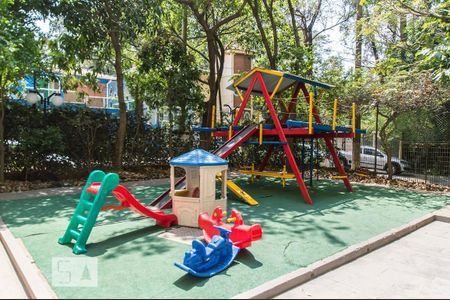 Apartamento à venda com 70m², 2 quartos e 1 vaga