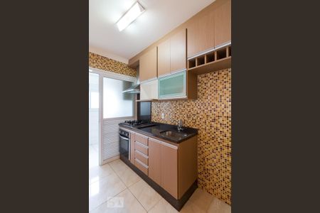 Apartamento para alugar com 76m², 2 quartos e 2 vagasCozinha