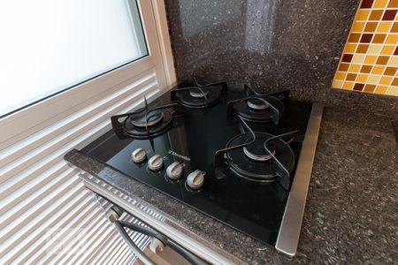 Apartamento para alugar com 76m², 2 quartos e 2 vagasCozinha - cooktop