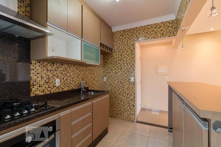 Apartamento para alugar com 76m², 2 quartos e 2 vagasCozinha