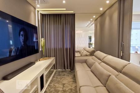 Apartamento à venda com 168m², 3 quartos e 3 vagas Apartamento à venda com 168m², 3 quartos e 3 vagasSala de TV